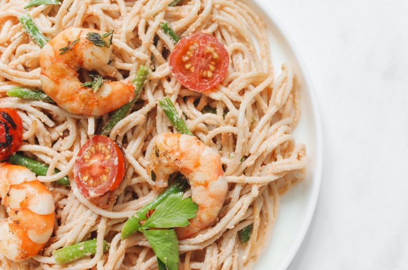 Spaghetti with Shrimp and Tomatoes